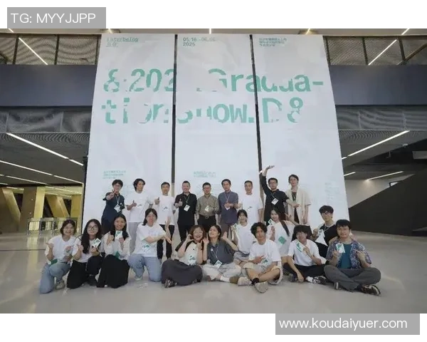 张磊专访：从青涩少年到足球巨星的奋斗与荣耀之路